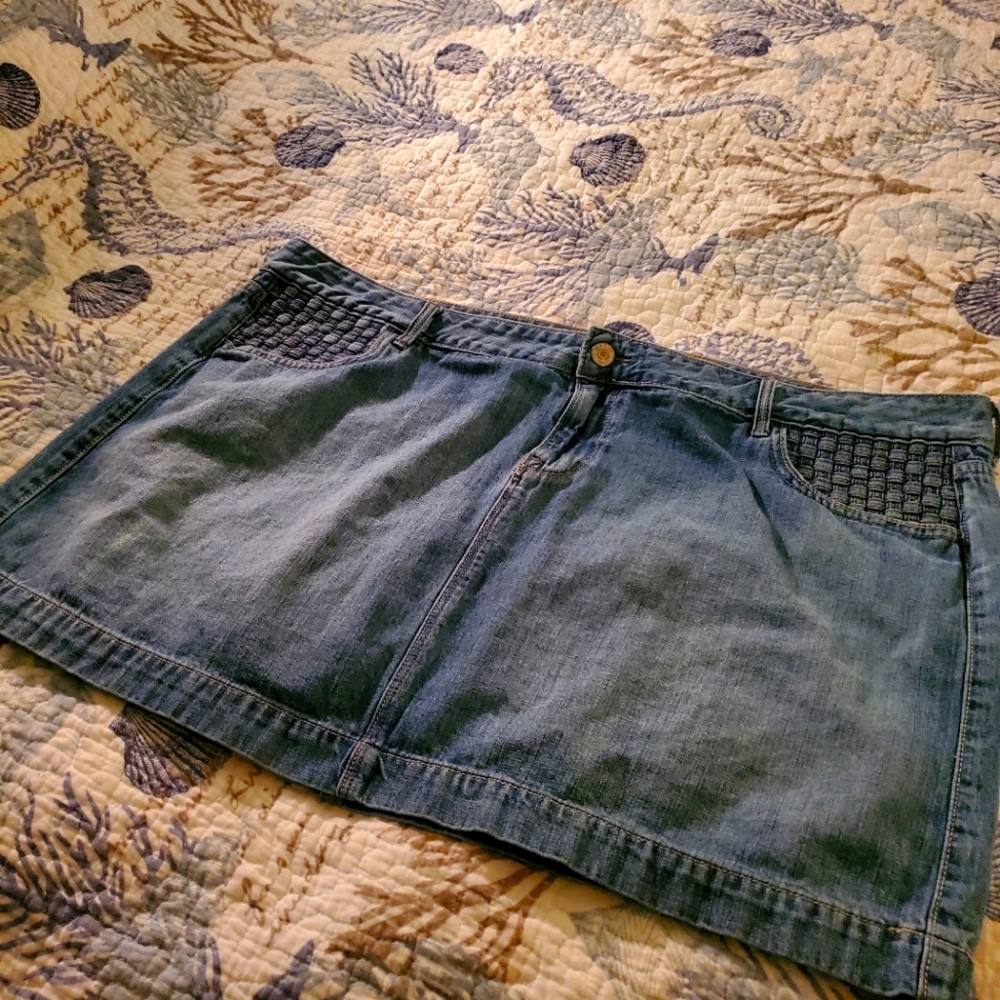 Denim skirt